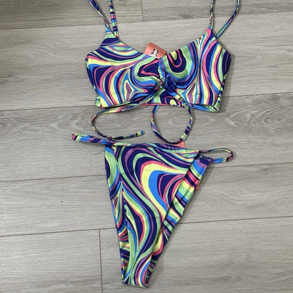 ☀️ $5 sale Boohoo Neon Marble Bikini Top Size 4 Bottom Size 8